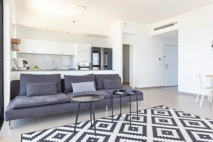 Oַ&O Group- Luxury Apt Tower Best Sea View Bat Yam Extérieur photo