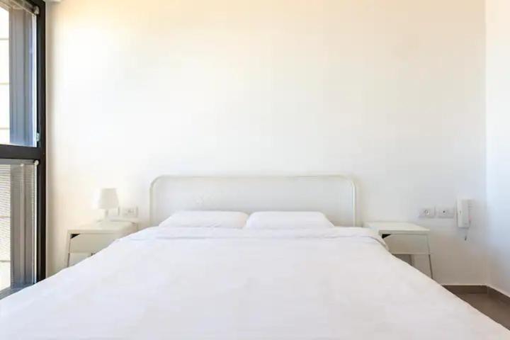 Oַ&O Group- Luxury Apt Tower Best Sea View Bat Yam Extérieur photo