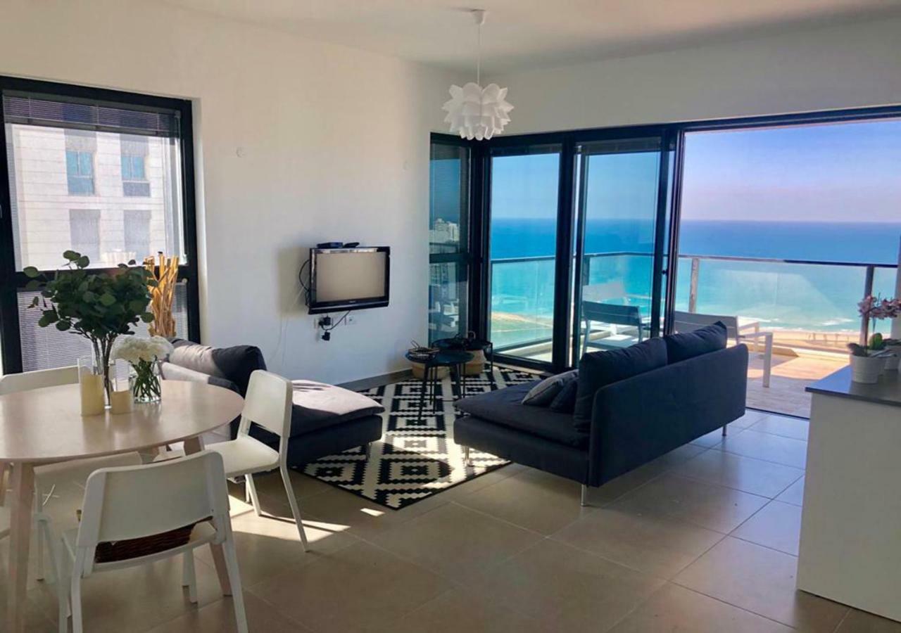 Oַ&O Group- Luxury Apt Tower Best Sea View Bat Yam Extérieur photo
