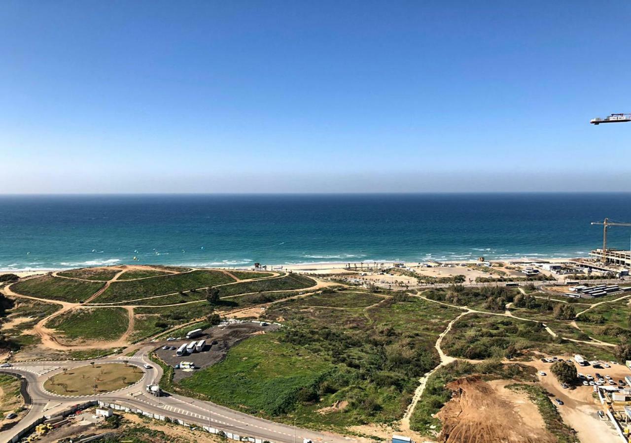 Oַ&O Group- Luxury Apt Tower Best Sea View Bat Yam Extérieur photo